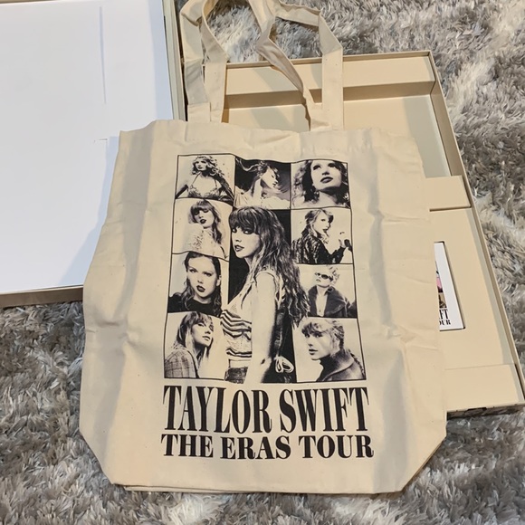Taylor Swift Eras Tour Houston VIP box - Picture 6 of 7